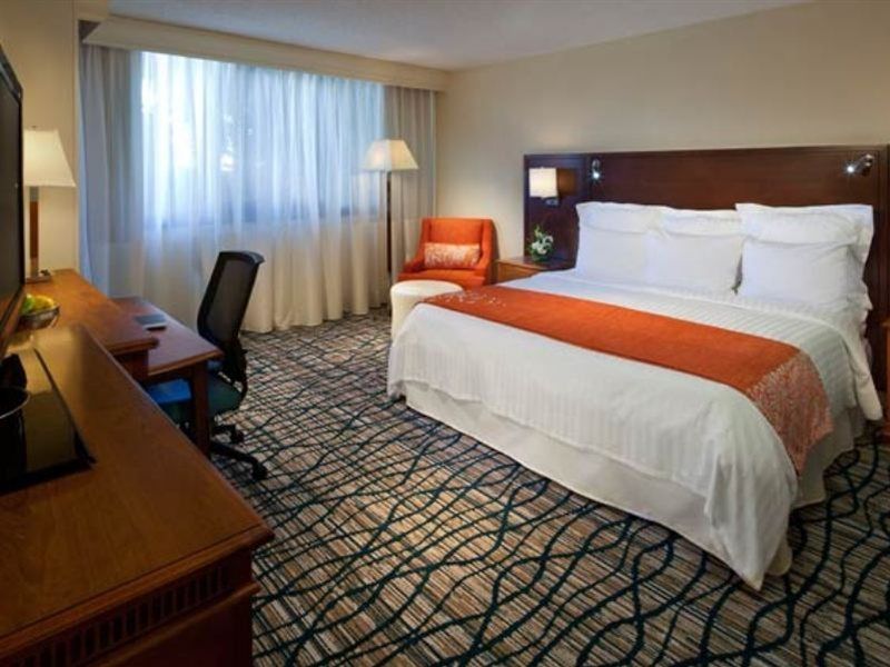 Airport Marriott