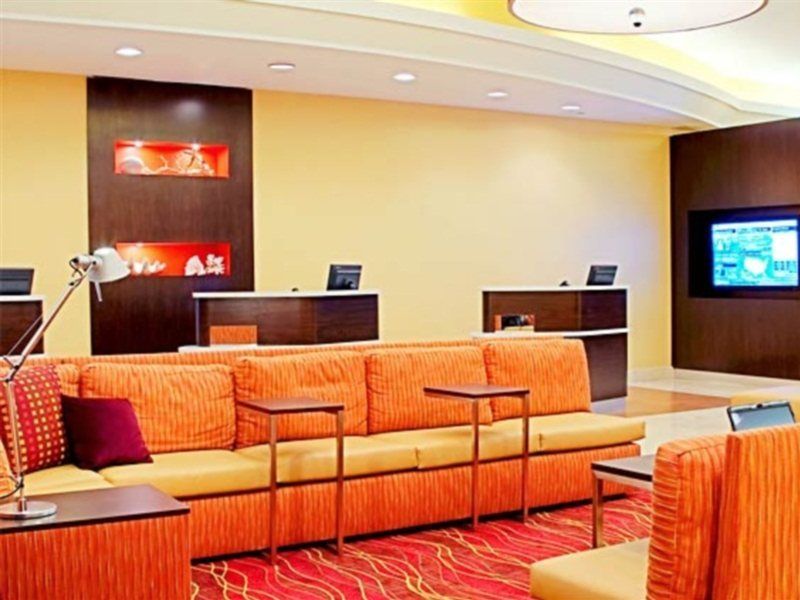 Courtyard Downtown Brickell Area 3*