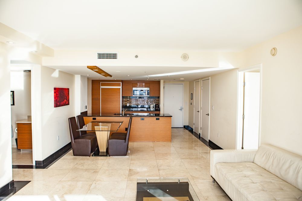 Luxury At 50 Biscayne