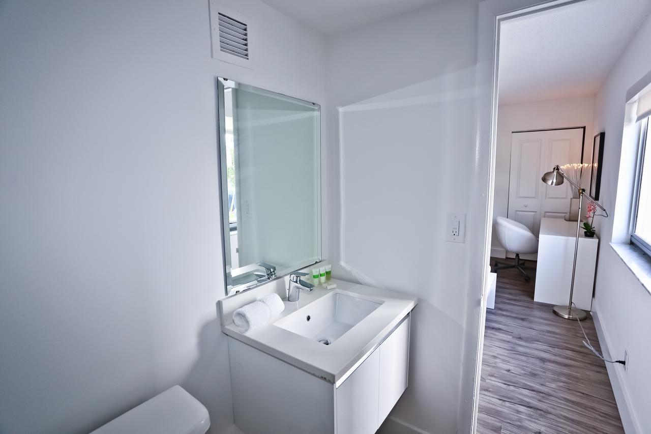 Coconut Grove By Nuovo 3*