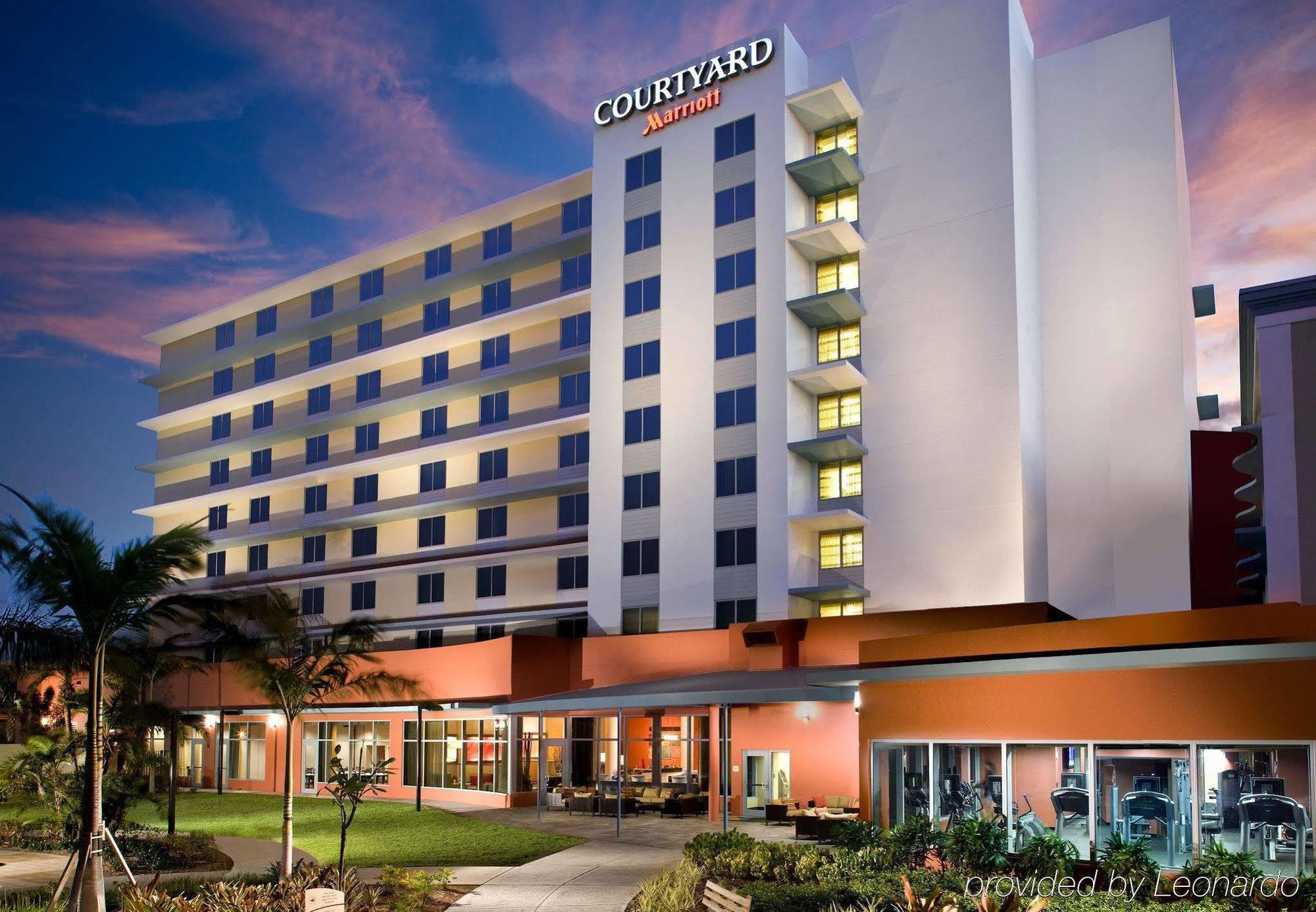 Hotel Courtyard By Marriott Airport 3*