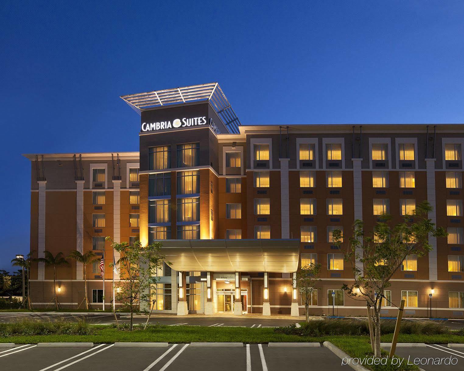 Hotel Express Airport-blue Lagoon Area By Ihg