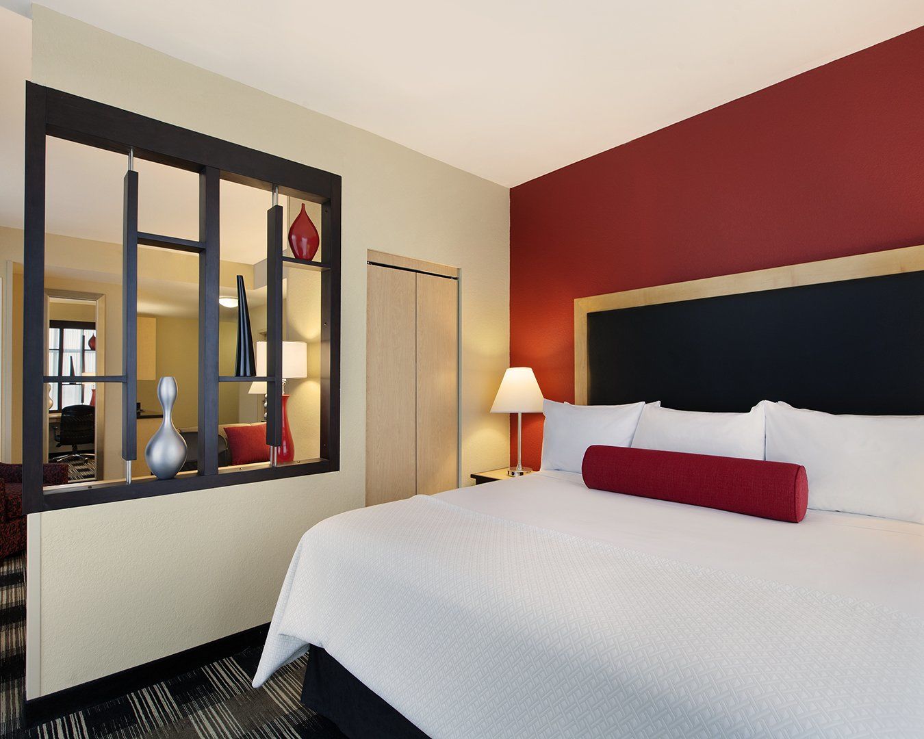 Express Airport-blue Lagoon Area By Ihg Hotel
