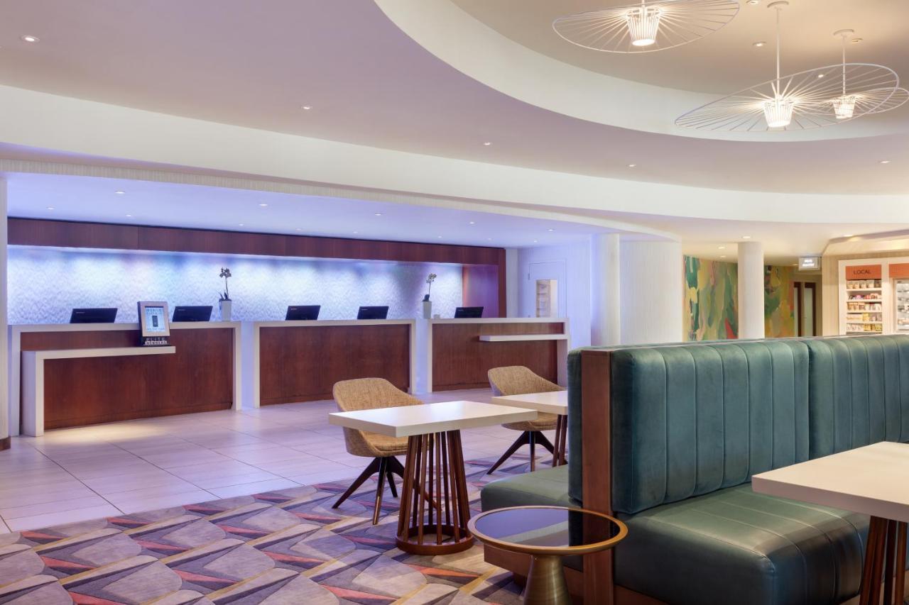 Hotel Airport Marriott Miami