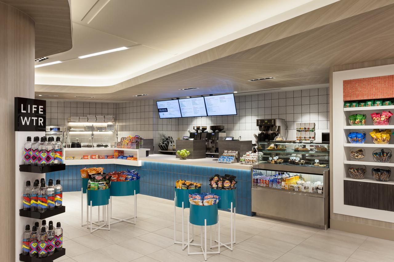 Airport Marriott