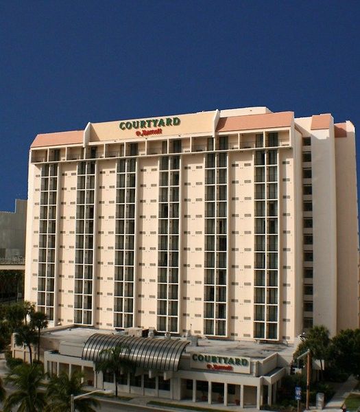 Hotel Courtyard Downtown Brickell Area 3*
