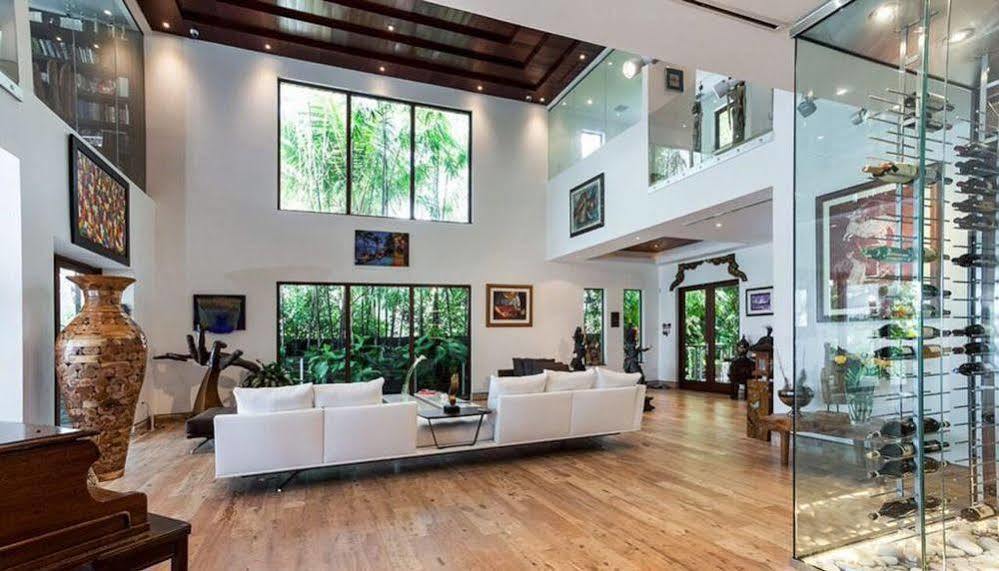 Riza Villa