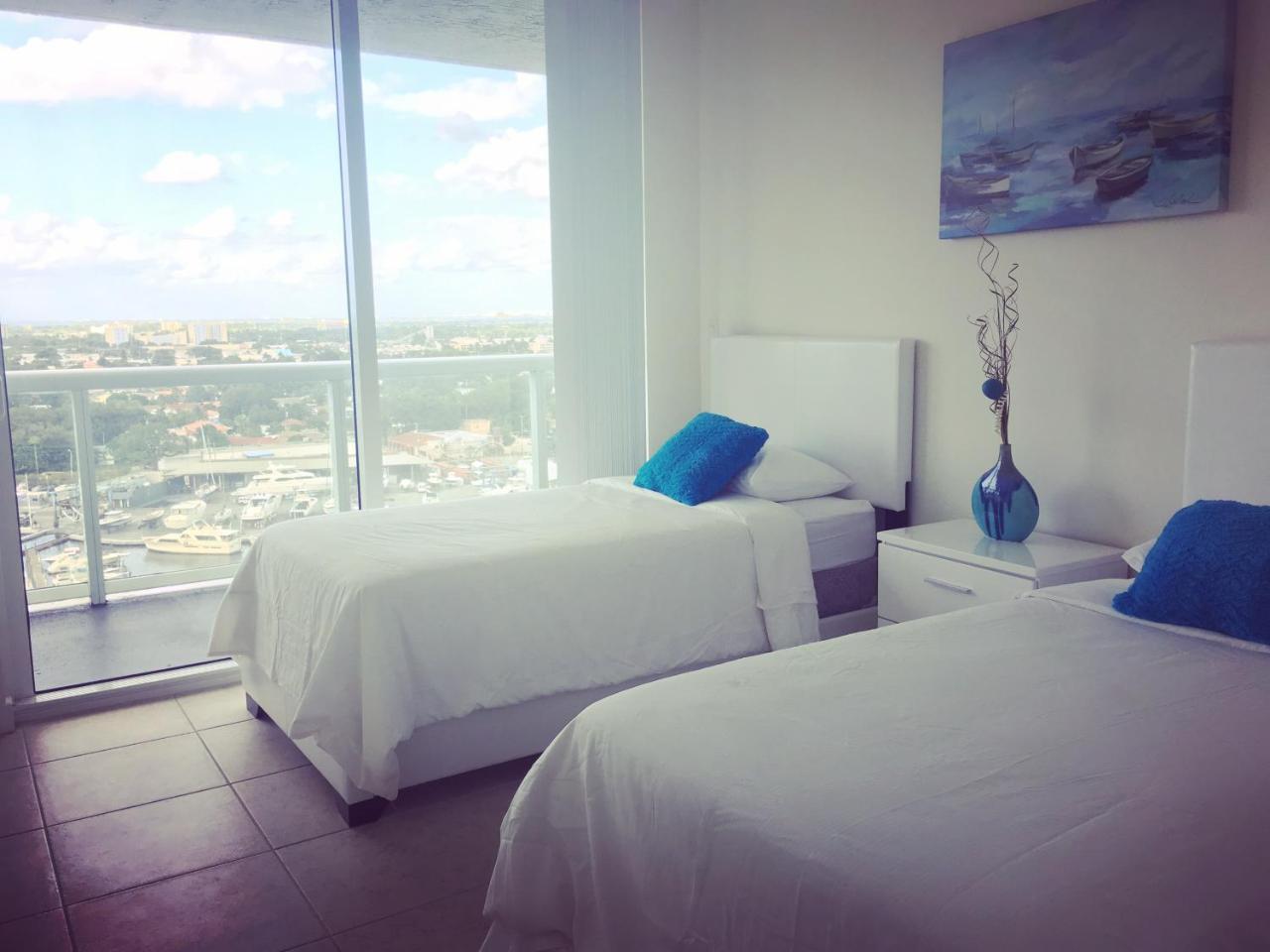 Starlight Suites Apartment *