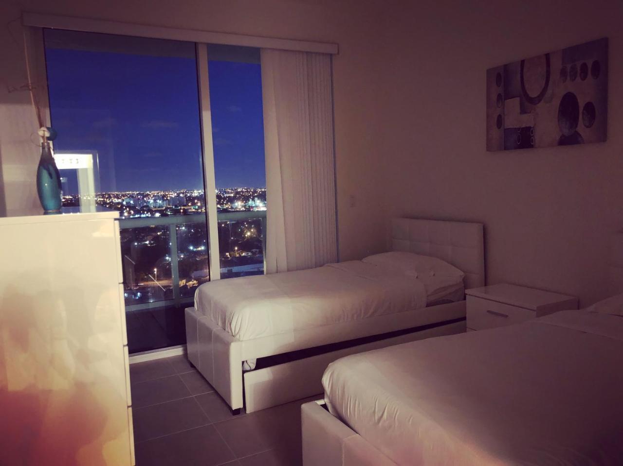Starlight Suites Apartment *