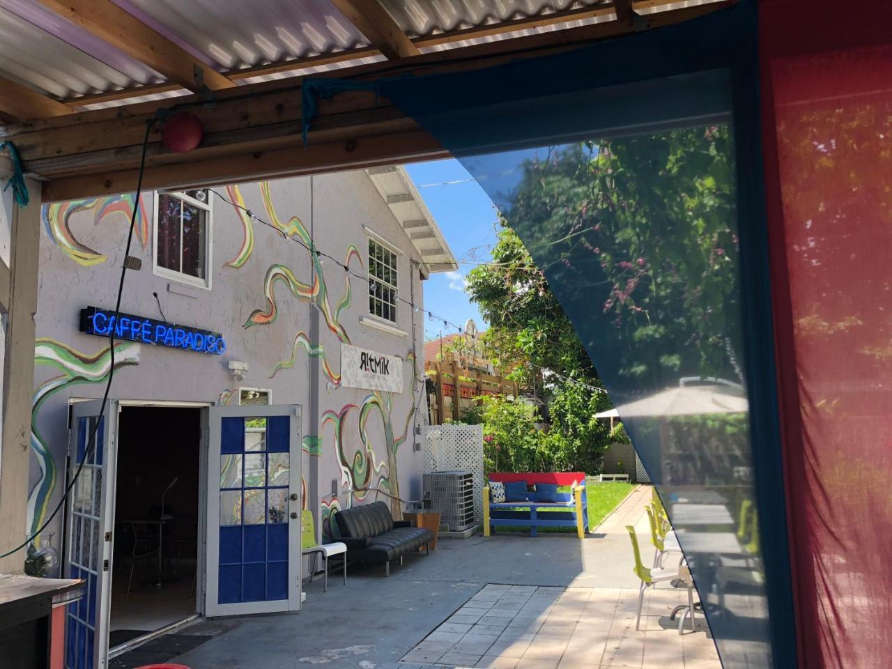 Oqp Vacations Hostel