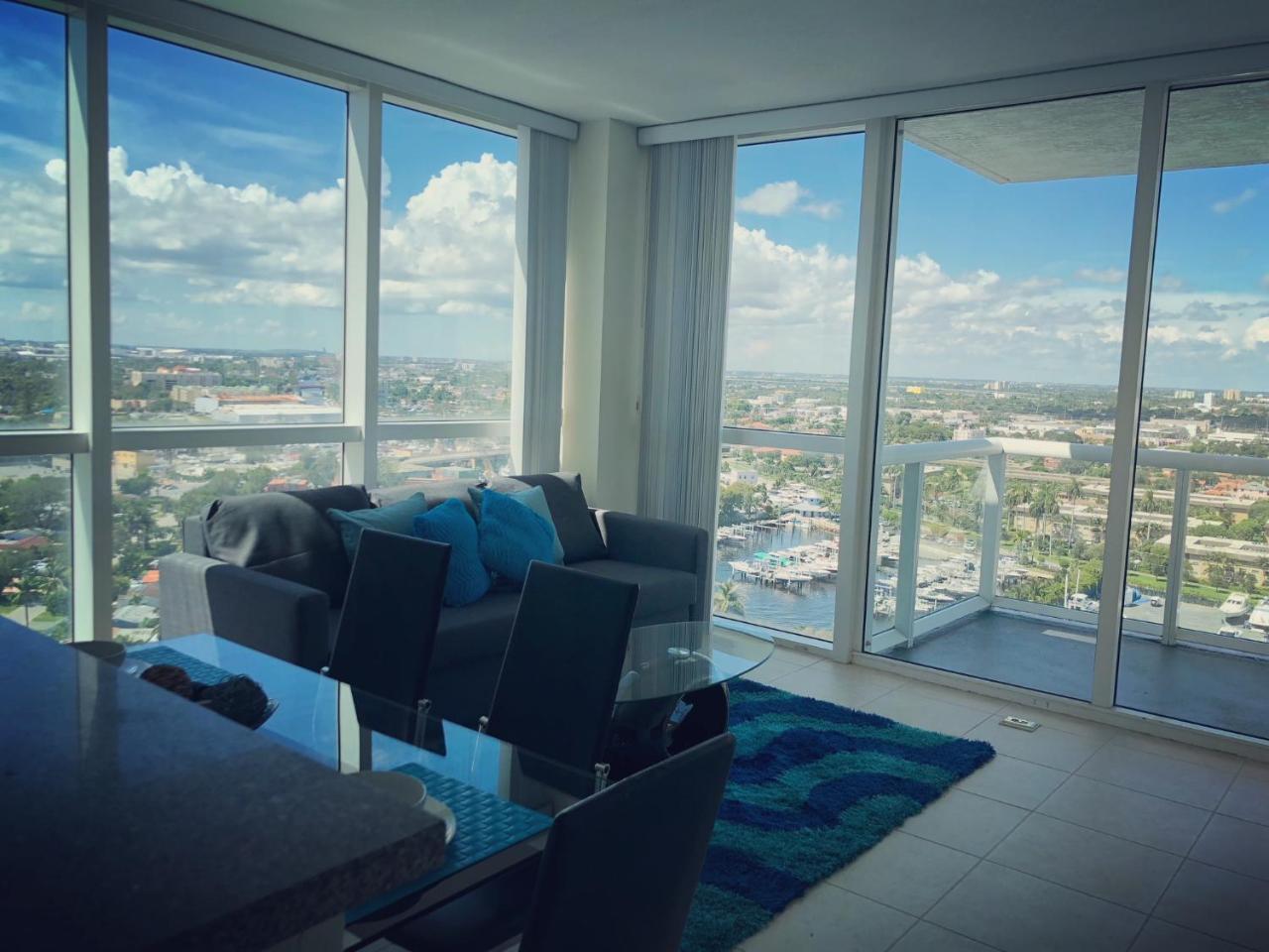 Starlight Suites *