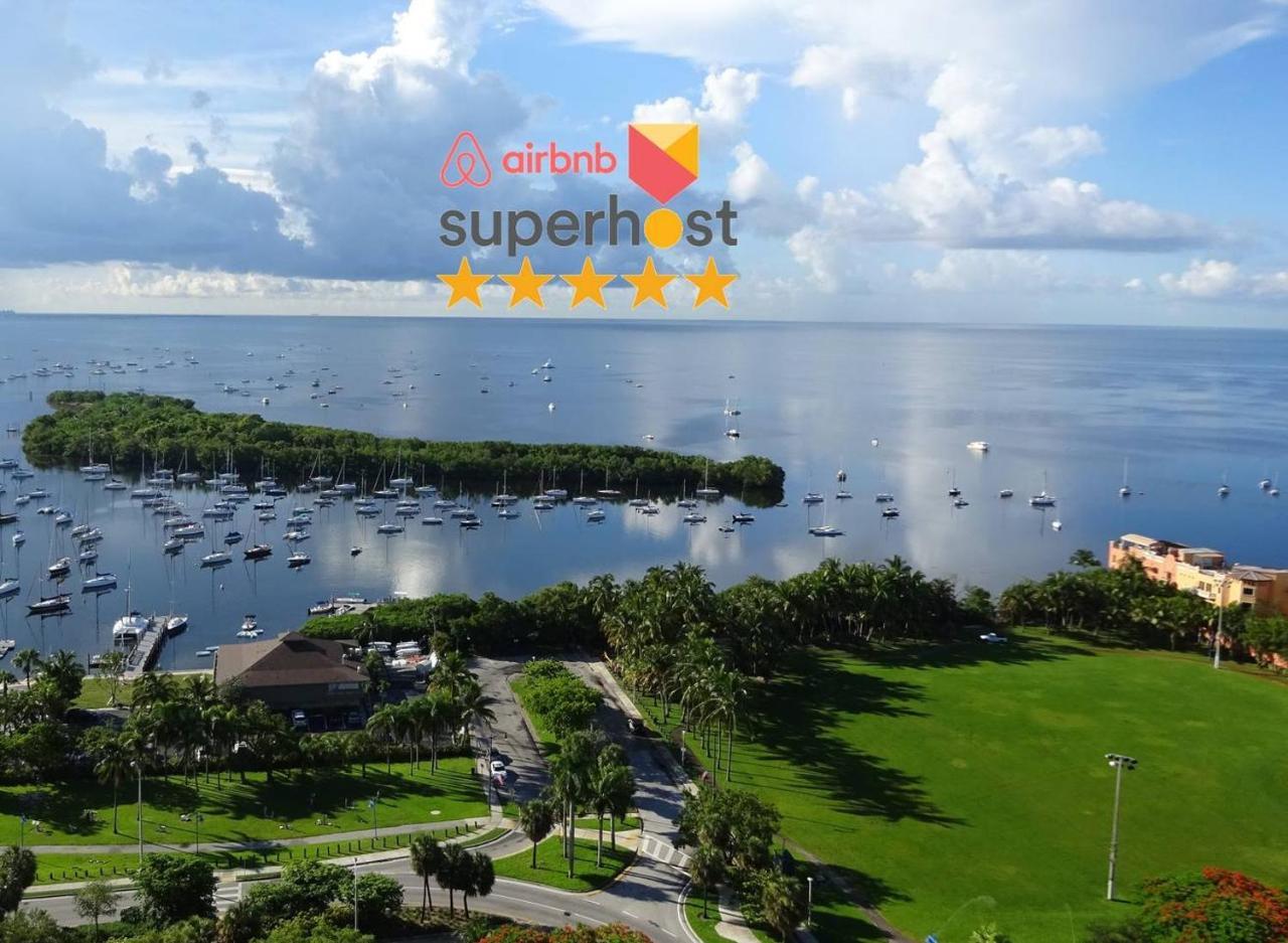 Vakantiehuis Ocean View Balcony Steps From Restaurants, Peacock Park & Marina Miami