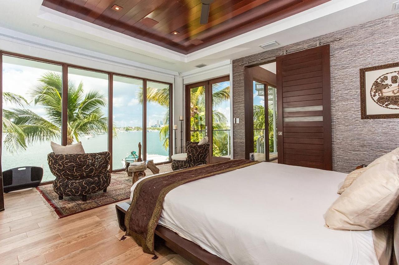 Villa Riza Miami