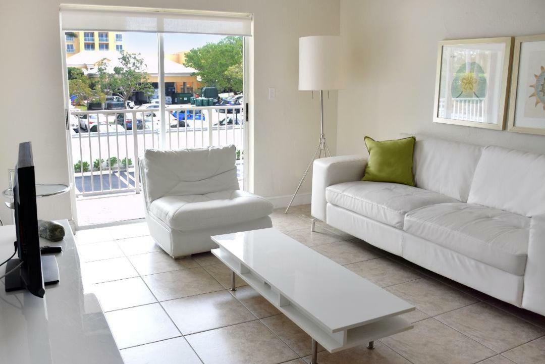 At Coral Apartment Miami