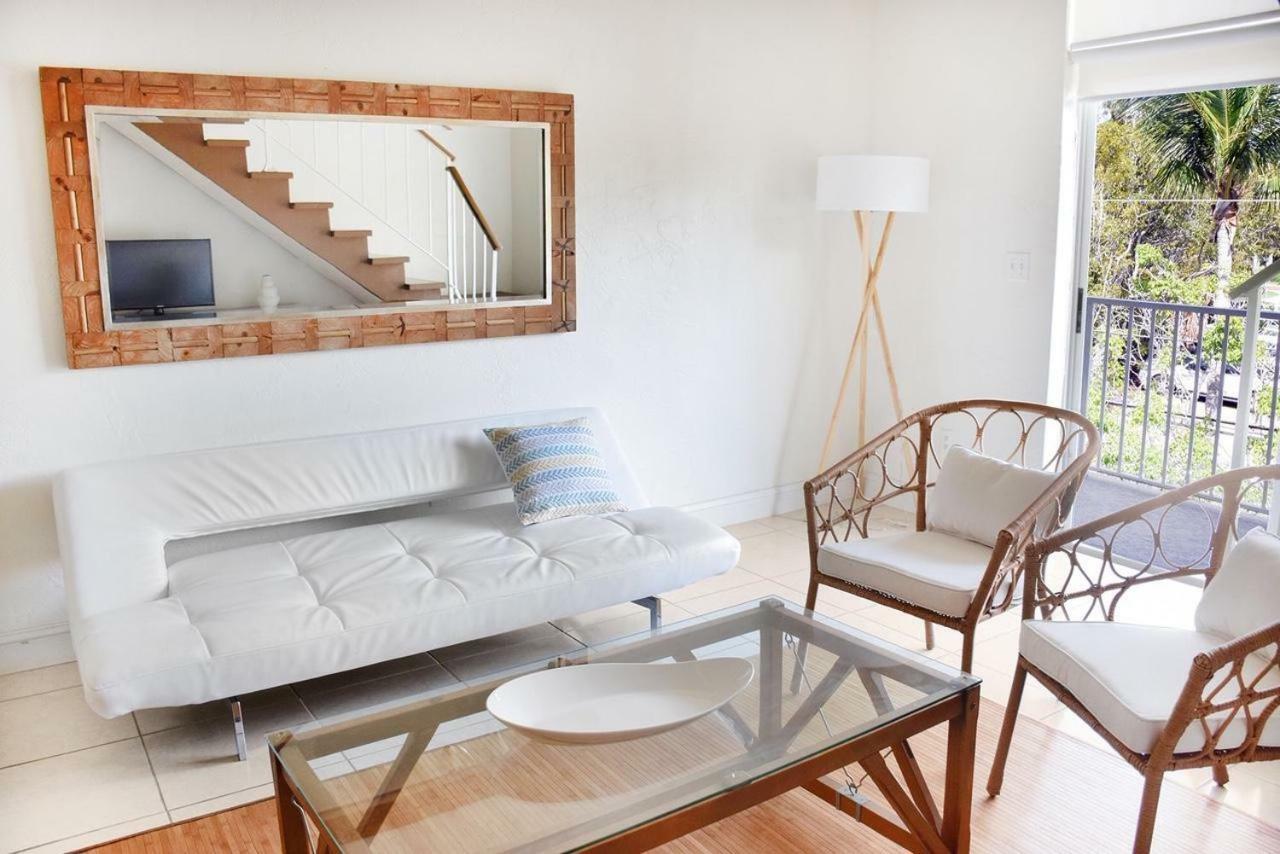 Apartment At Coral Miami