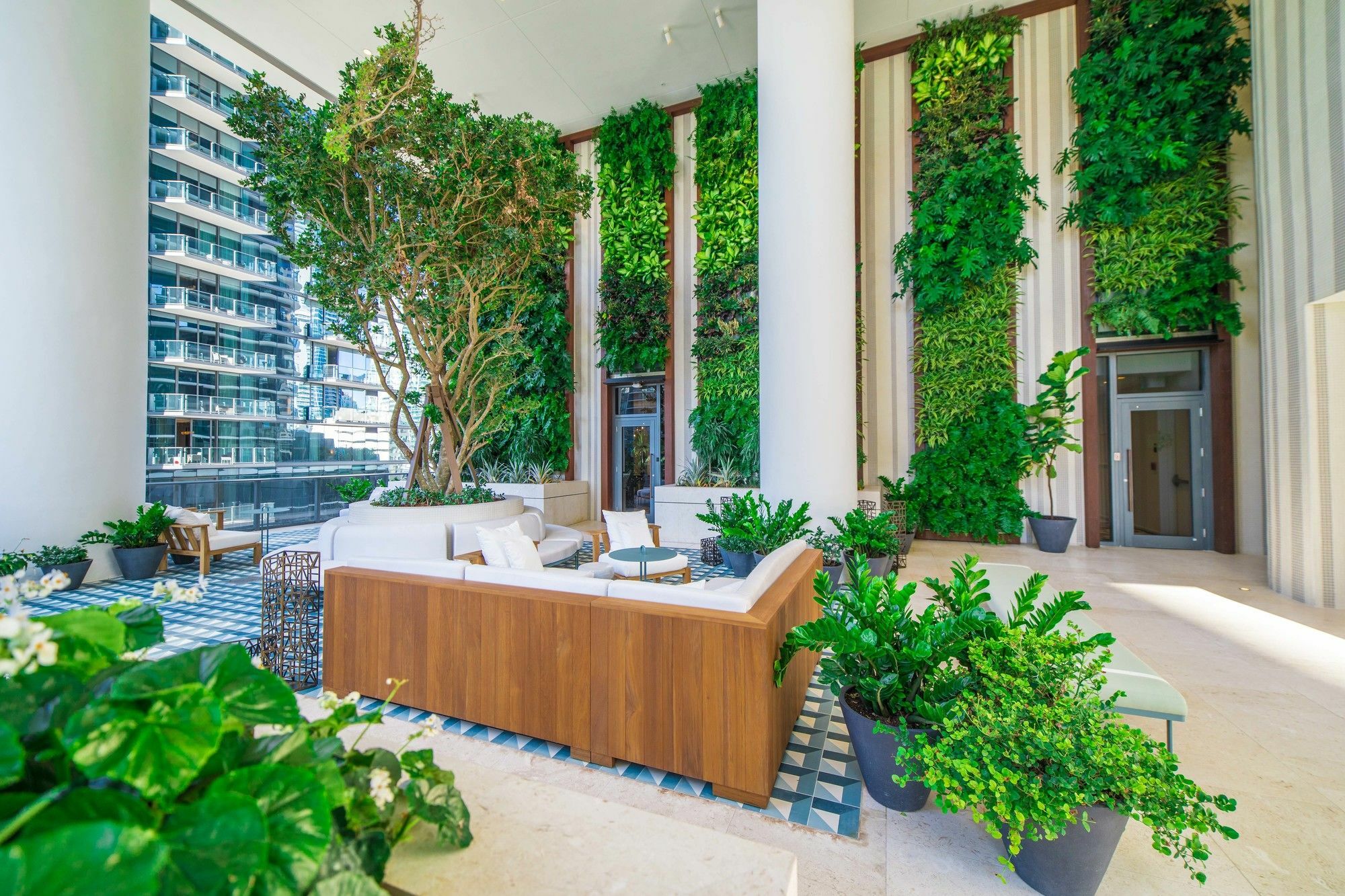 Sls Lux Brickell 5*