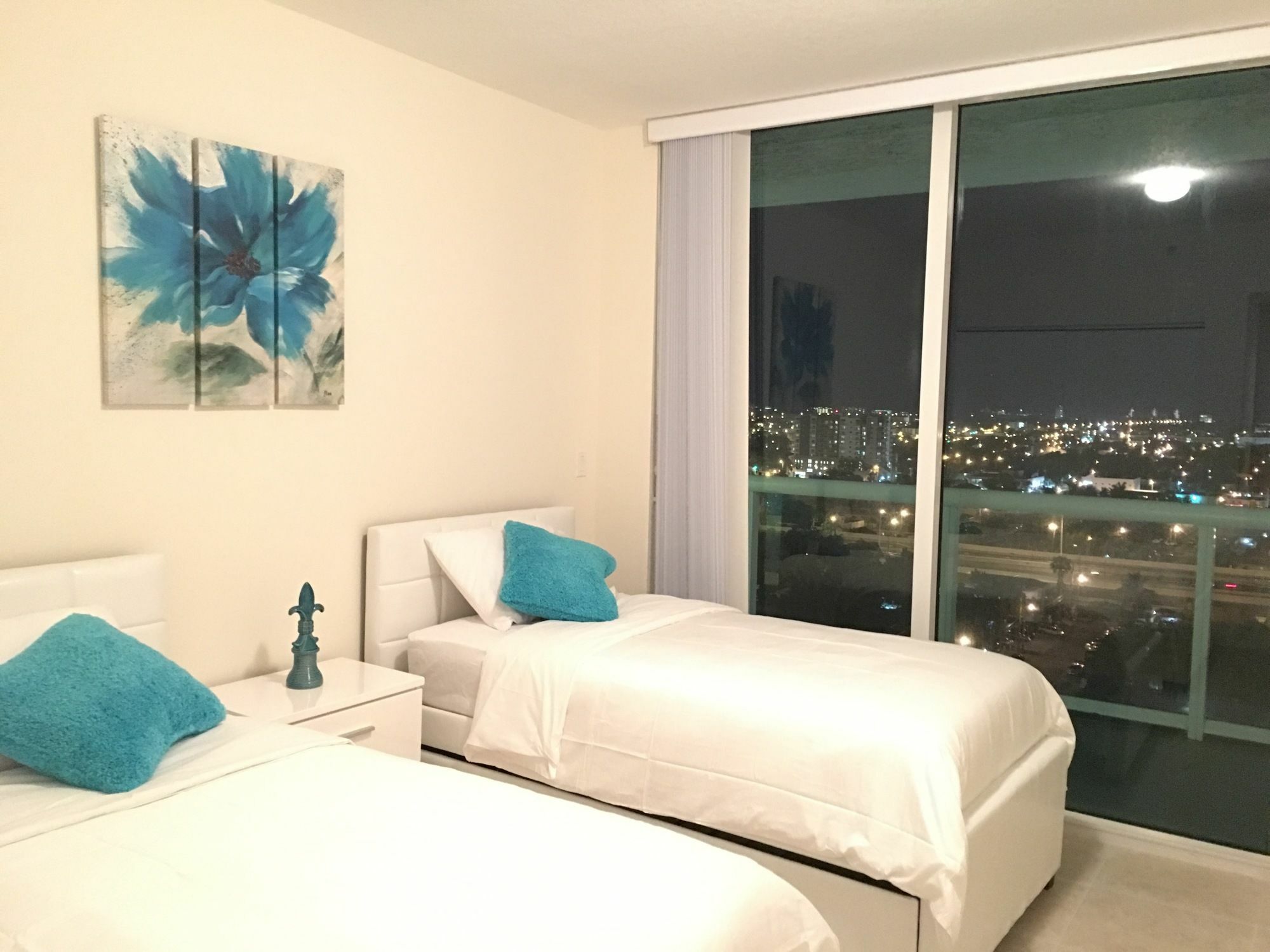 Apartment Starlight Suites Miami