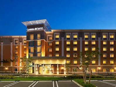Express Airport-blue Lagoon Area By Ihg