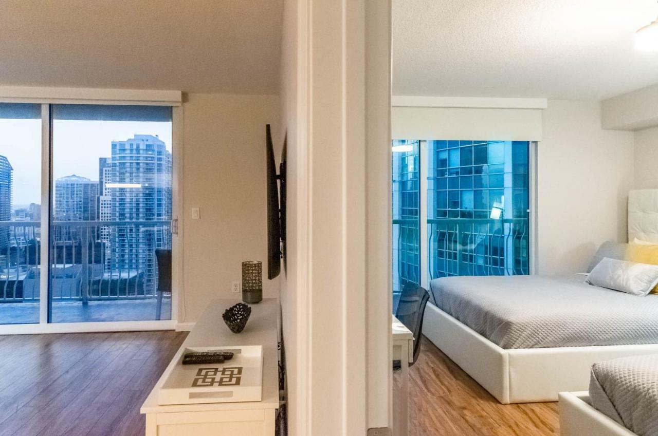 Blue Brickell Apartment *
