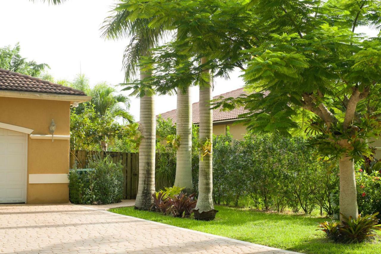 Yuli's * Miami