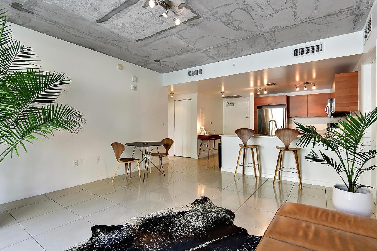 Midtown Luxury *