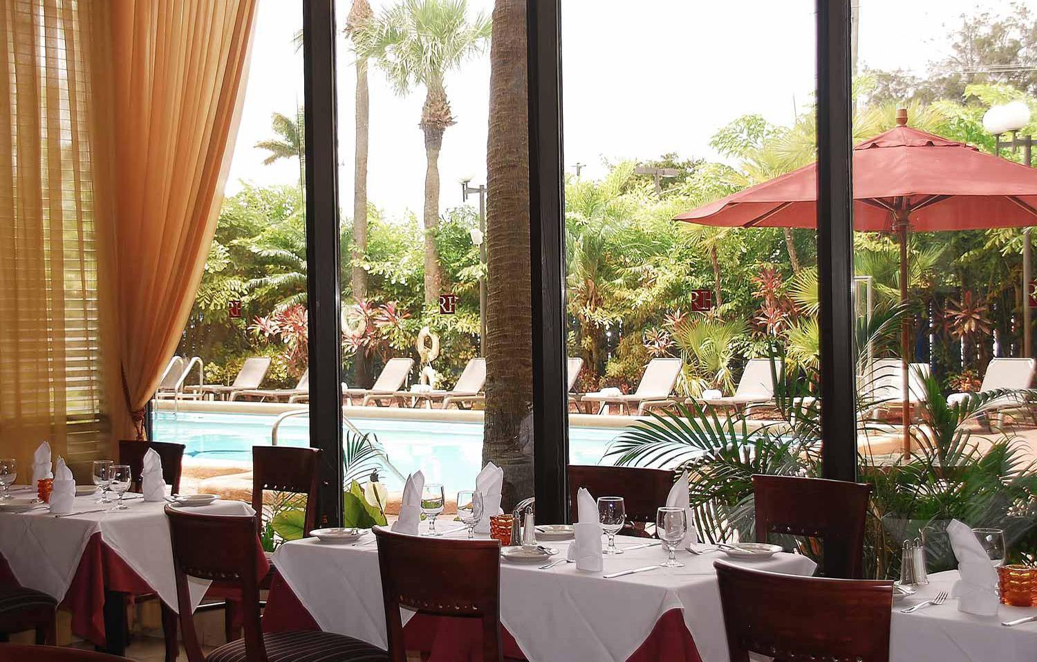Hotel Regency Airport 3*