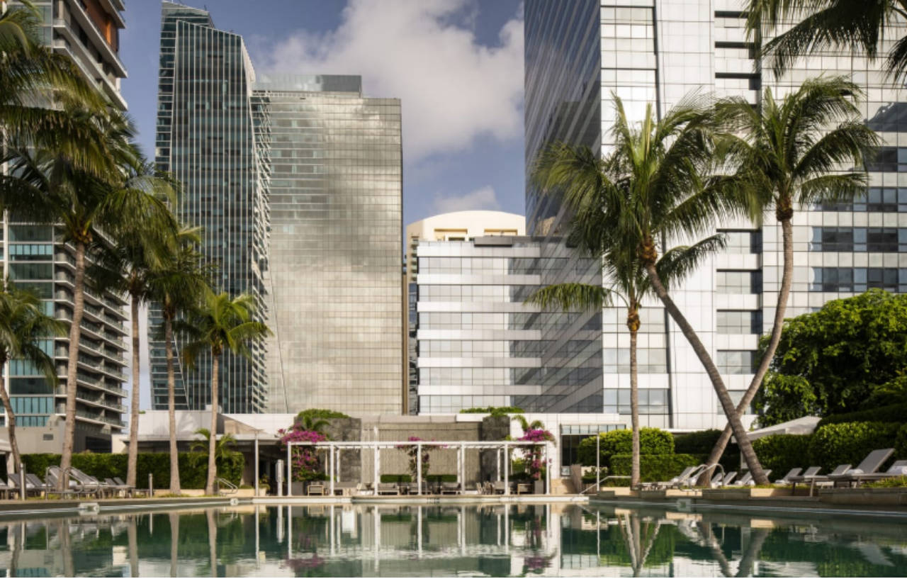 Four Seasons Hotel 5*