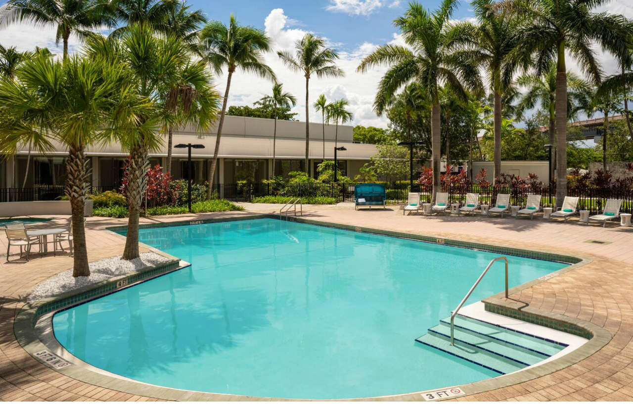 Hotel By Marriott Airport Miami
