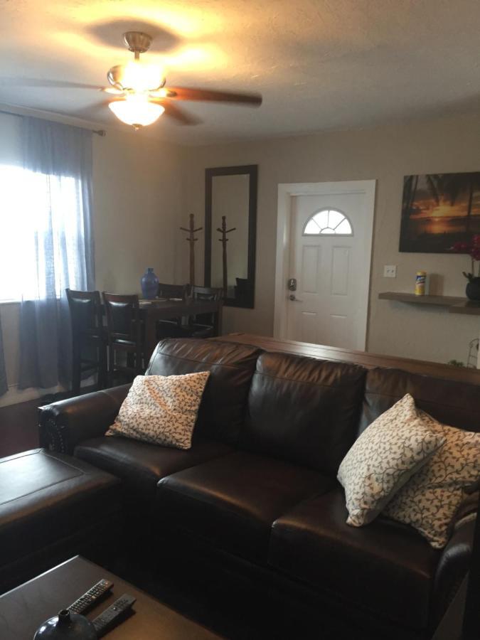 Modern 2/1 Near Midtown And Beaches Apartment Miami