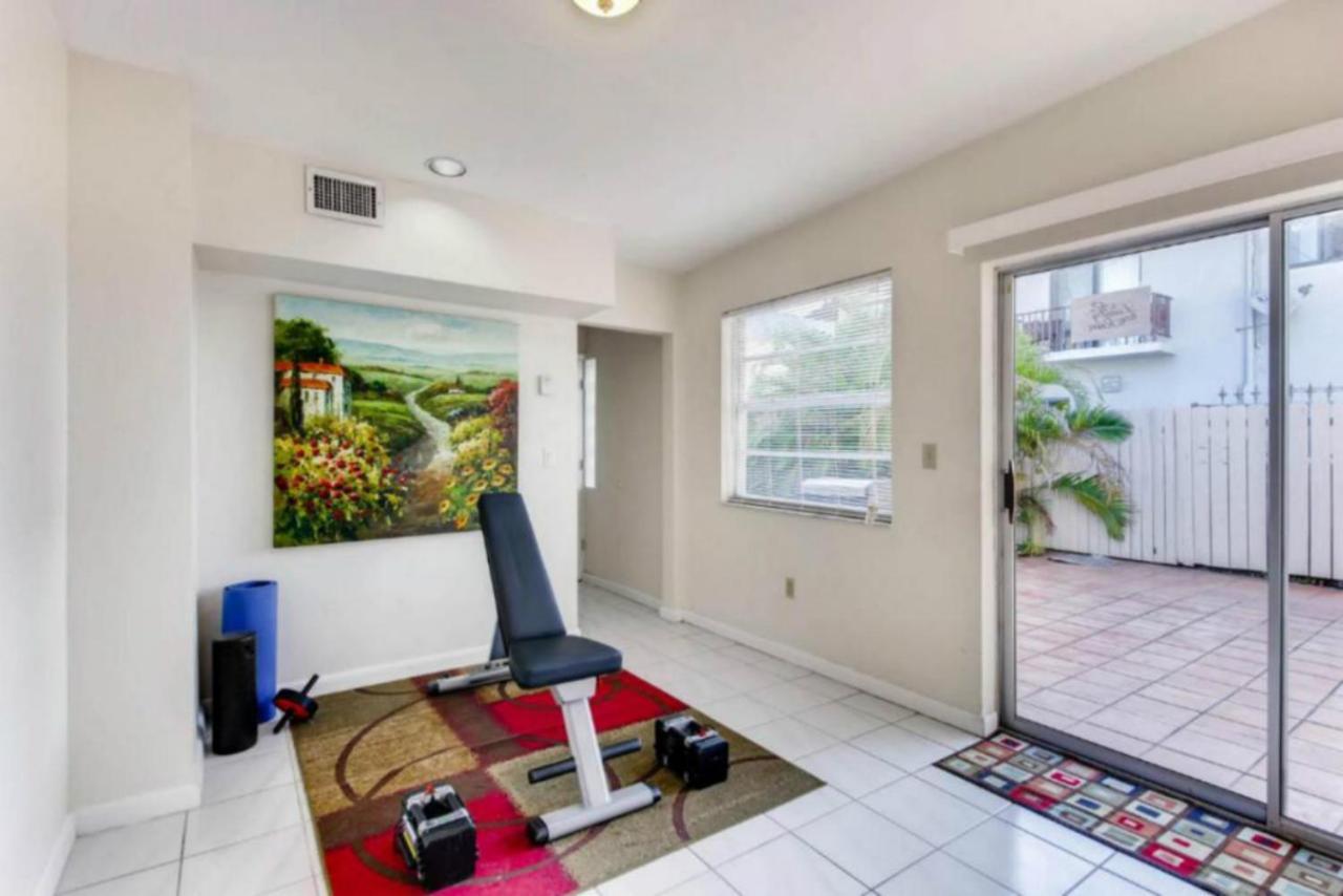 Self Check-in Suites Near Coral Gables *