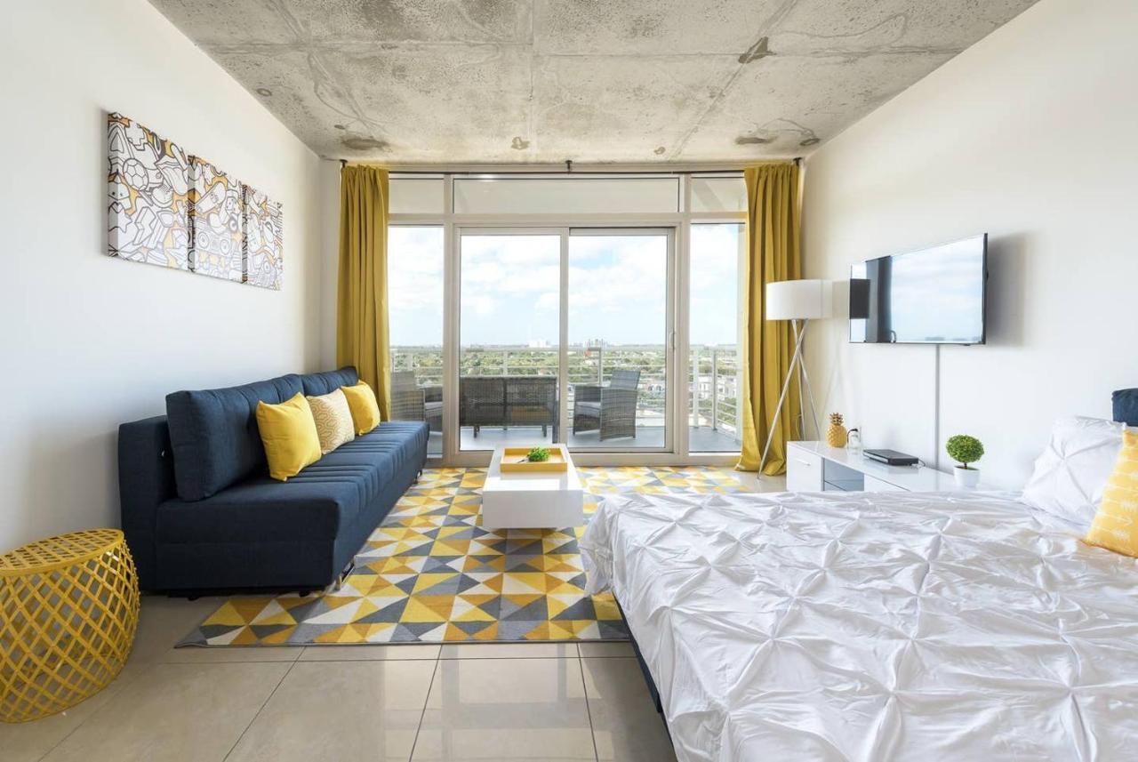 Modern 1 Bedroom Midtown With Free Parking