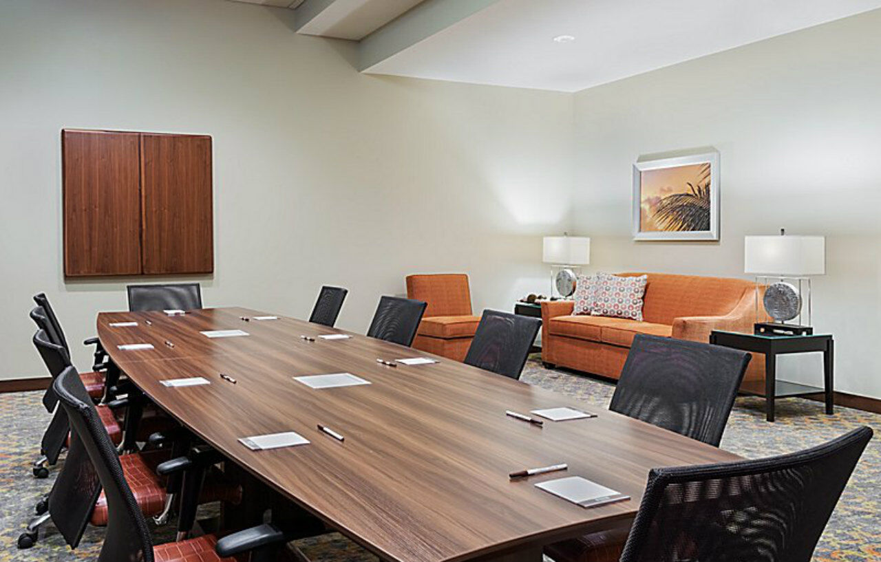Staybridge - International Airport By Ihg