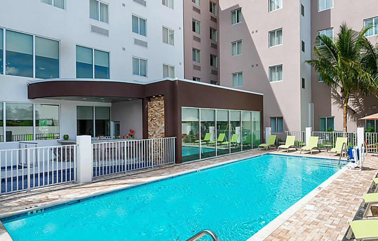 Staybridge - International Airport By Ihg Hotel 3*