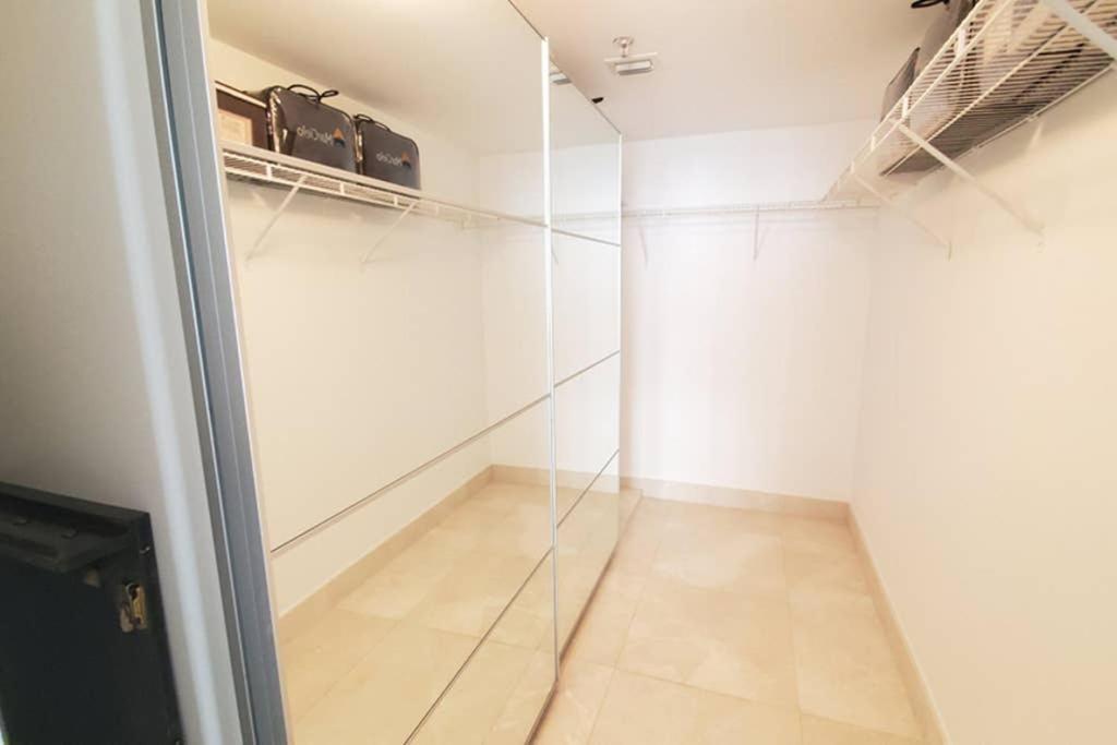 Luxury Penthouse Brickell 3 Bedrooms Free Parking