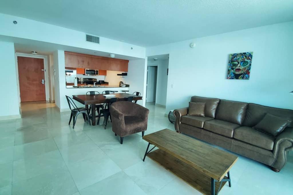 Luxury Penthouse Brickell 3 Bedrooms Free Parking *
