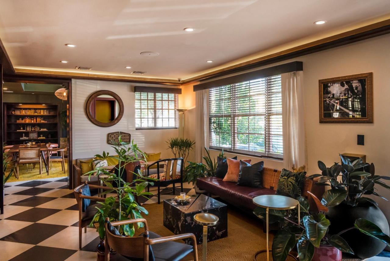 Life House, Little Havana 4*