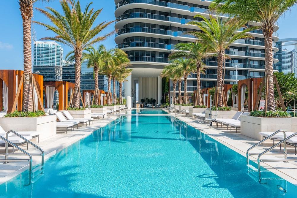 Hotel Sls Lux Brickell Miami