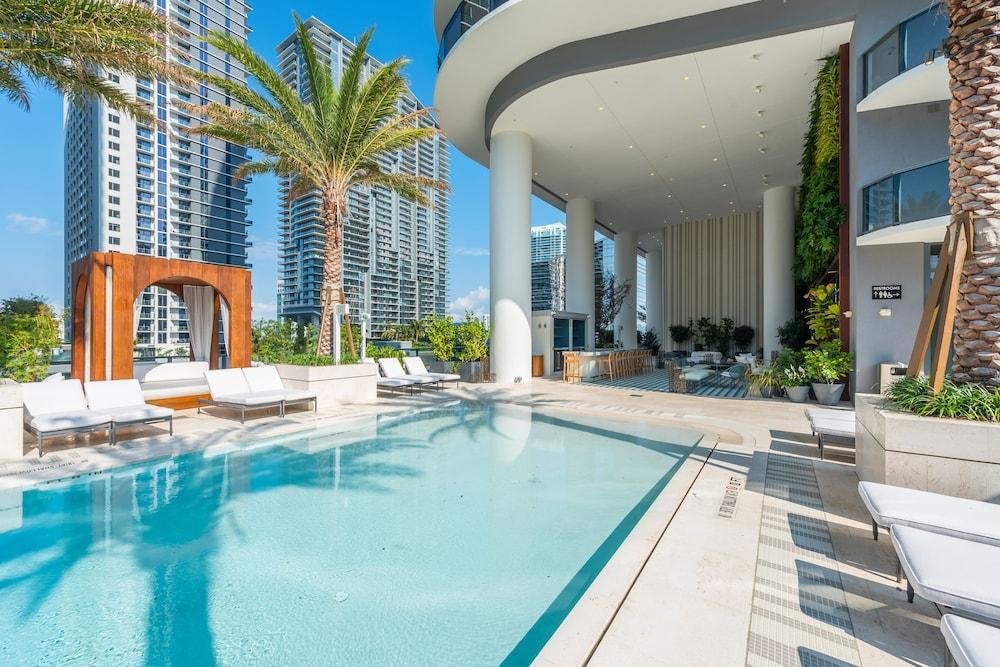 Sls Lux Brickell 5* Miami