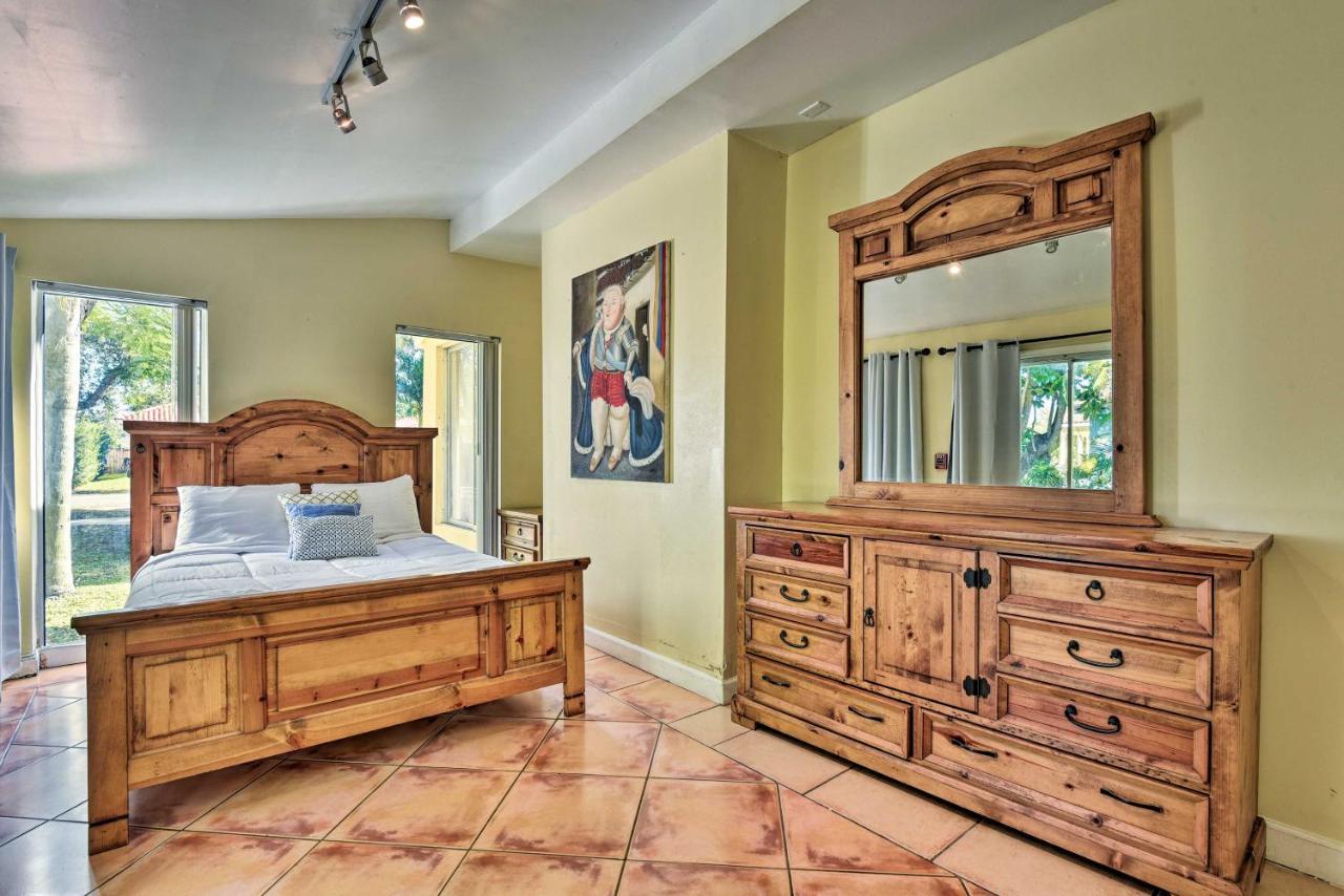 Quaint 10 Mi To Mid-beach! Holiday home