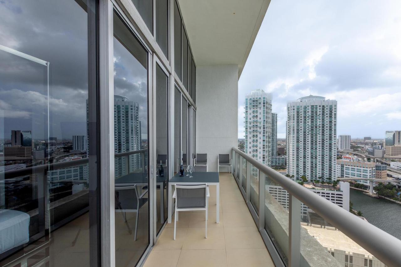 Brickell Avenue Urban Apartment