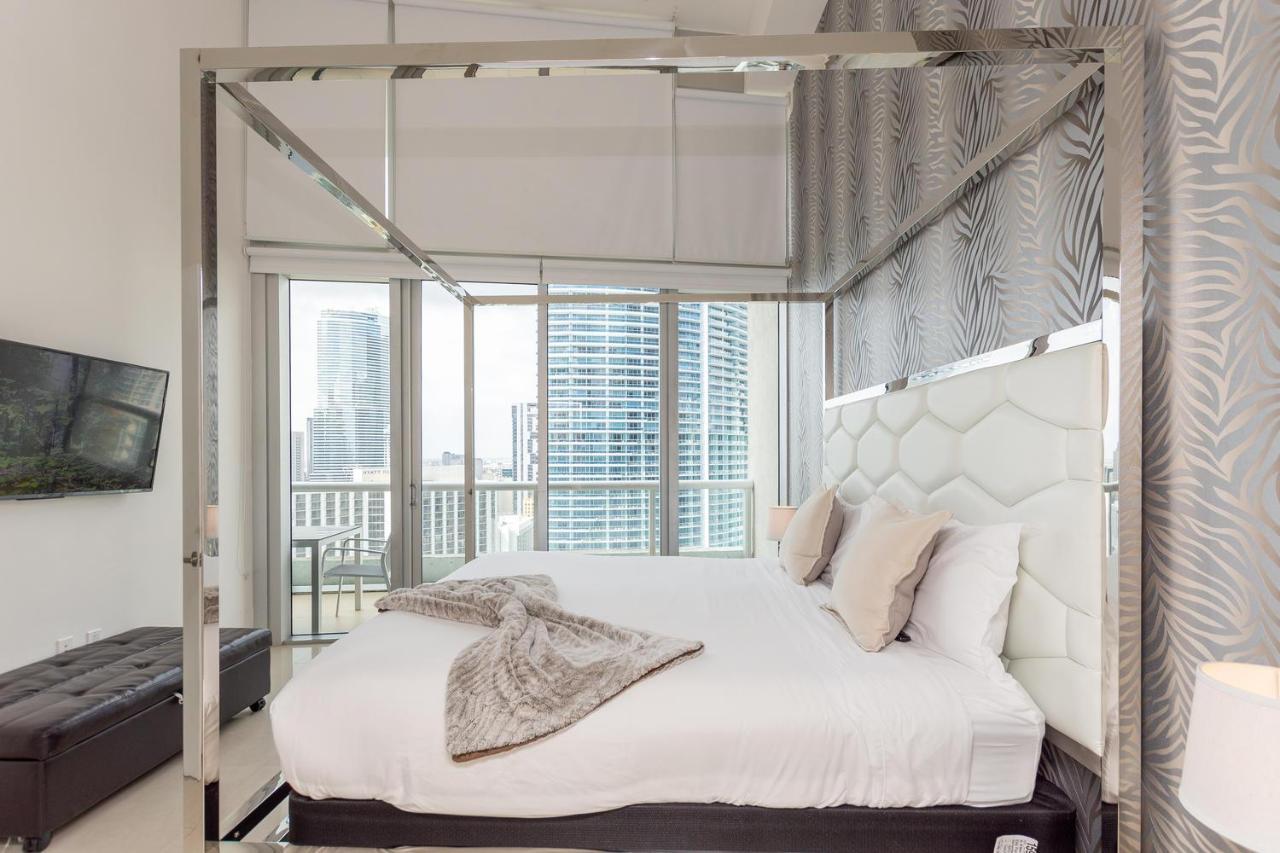 Brickell Avenue Urban Apartment *