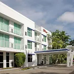 Hilton Garden Inn Miami Brickell South
