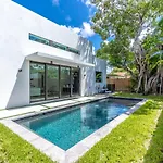 Lux Villa With Pool, Wynwood House By Rovetravel