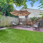 Oasis Garden in Miami! Studio Stay Unit 1!
