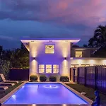 Oasis Vista Miami Luxury Villa! 10 Min From Beach, Private Gym, Top Location!