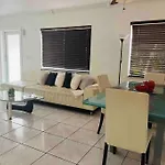 Ana House In Miami