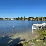 Best Location Iconic 4Bd Waterfront Luxury Mia