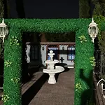 R&R Hostal