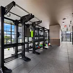 Lux Studio With Free Parking And Pool