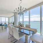 Spacious Corner With Stunning Bay Views